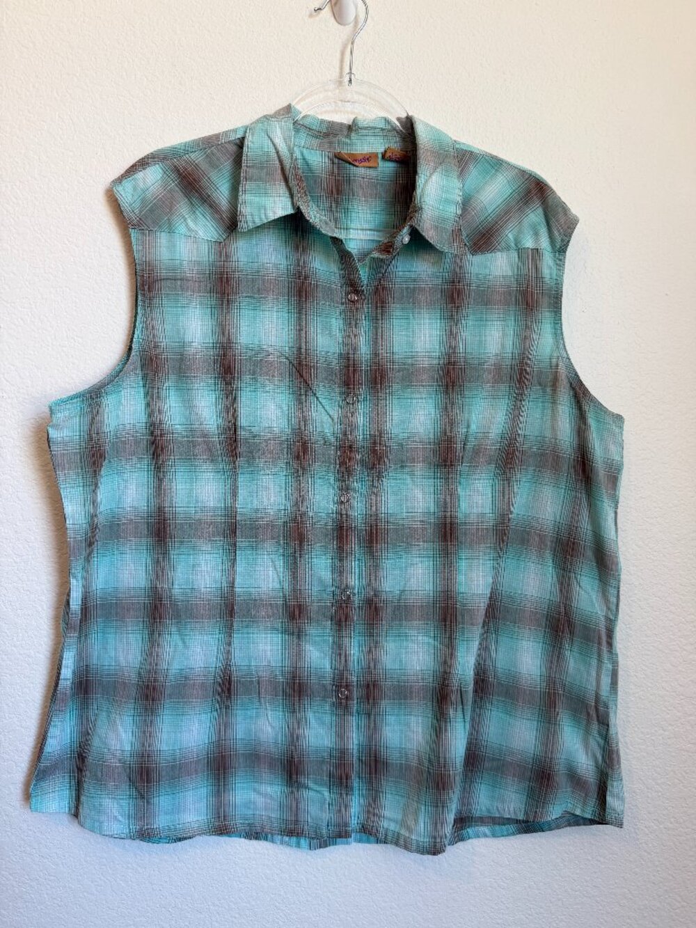 Wrangler Women's Sleeveless Blue Brown Plaid Pearl Snap Top